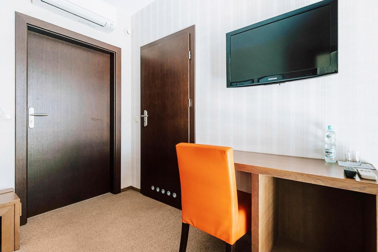 לובלין Hotel Willanova מראה חיצוני תמונה