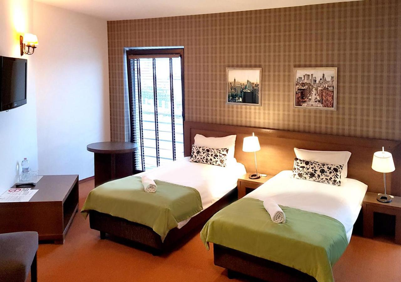לובלין Hotel Willanova מראה חיצוני תמונה