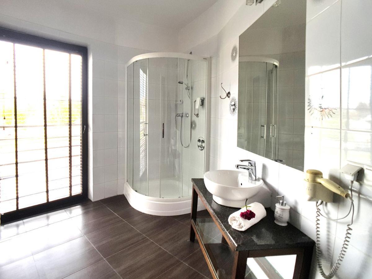 לובלין Hotel Willanova מראה חיצוני תמונה